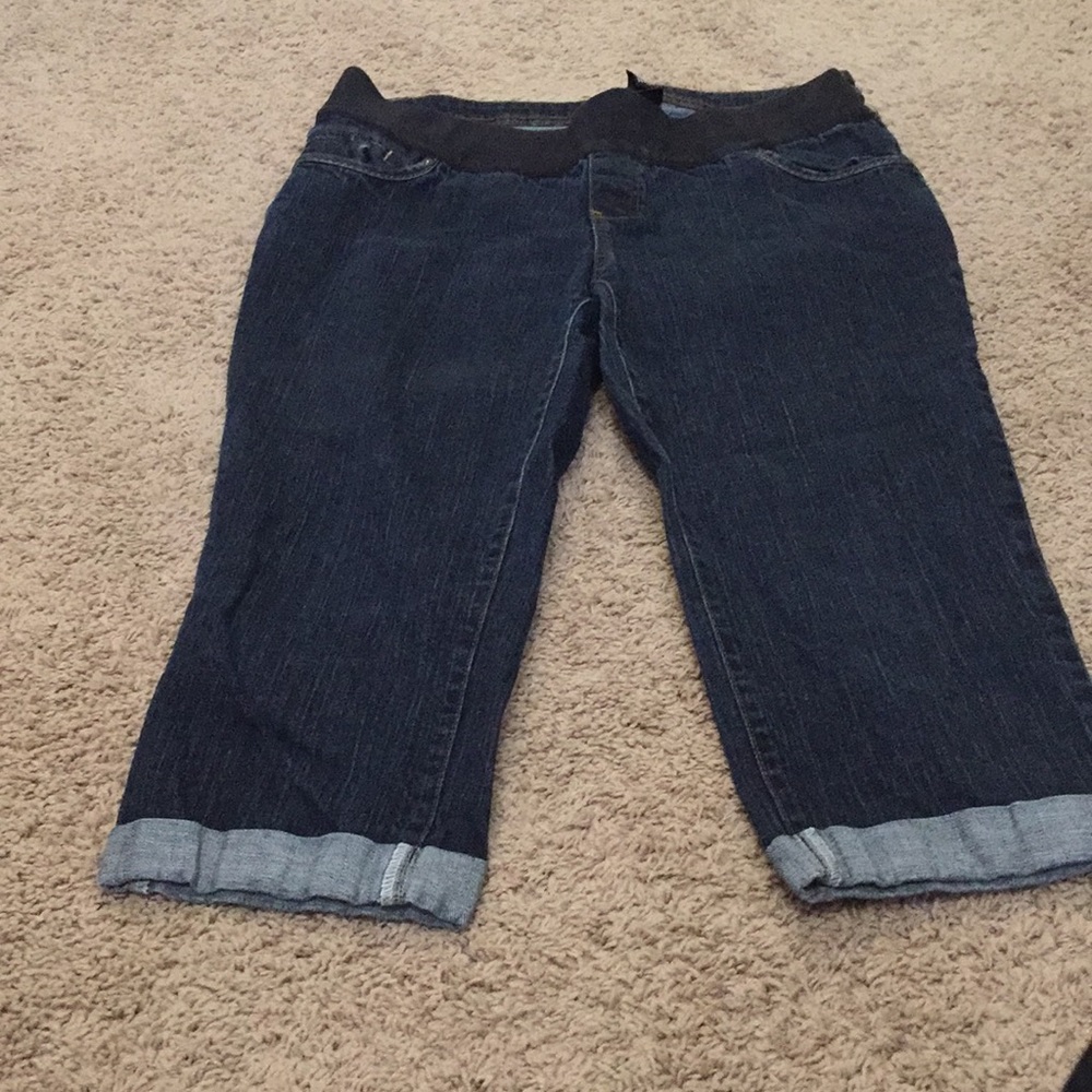 Maternity jeans-Capri length